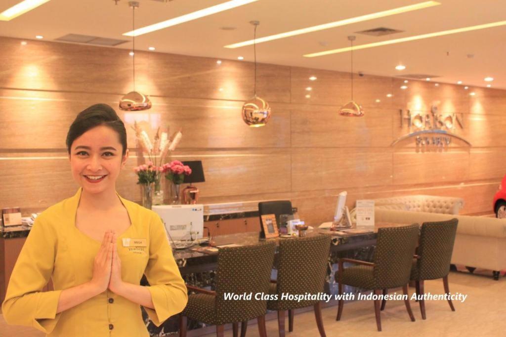 Horison Hotel Sukabumi Exterior photo